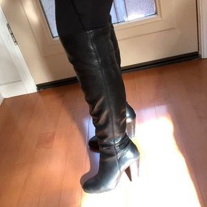 SOLD!!! Aldo boots size 6